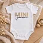 Romper met achternaam – gepersonaliseerde babyromper MINI