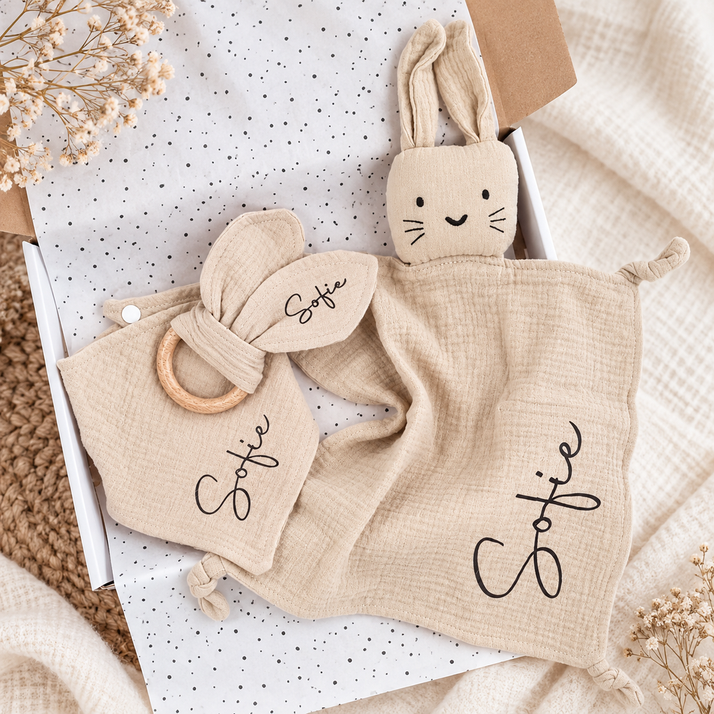 Gepersonaliseerd babycadeauset met naam – origineel kraamcadeau